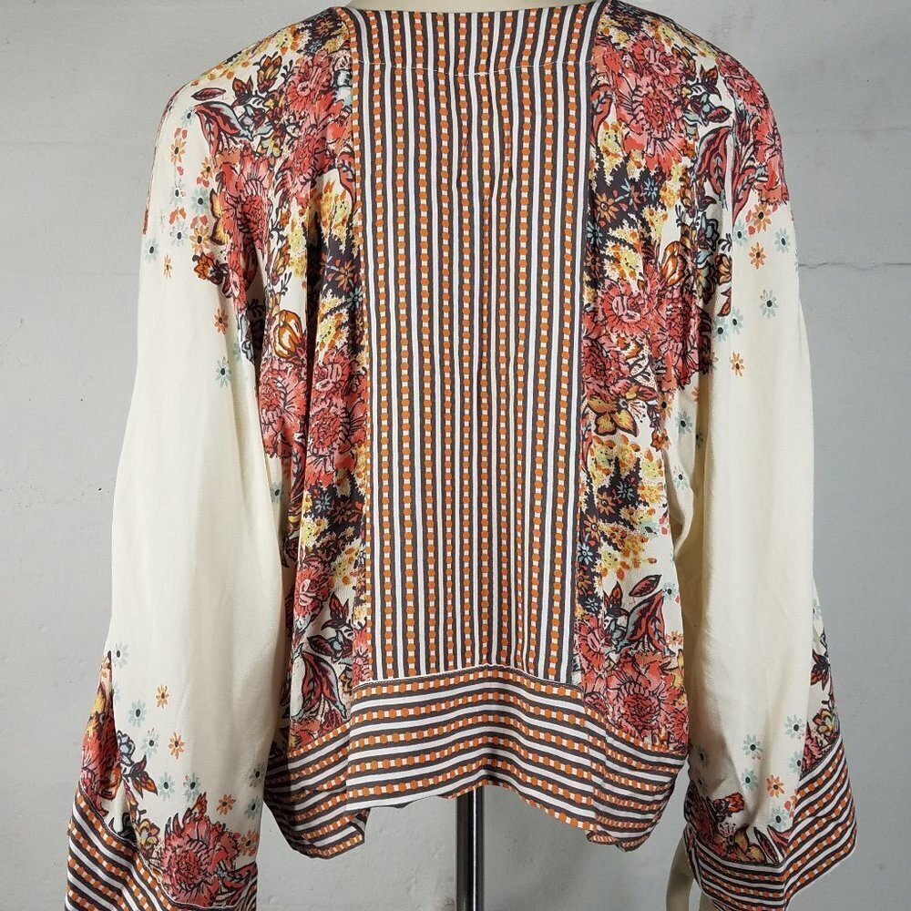 Free People Mix and Match Ivory Striped Floral V-neck Cropped Blouse Top Small - Picture 4 of 8
